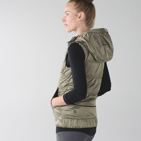 Lululemon The Fluffiest Vest - soft earth - size 4 - Picture 2 of 14